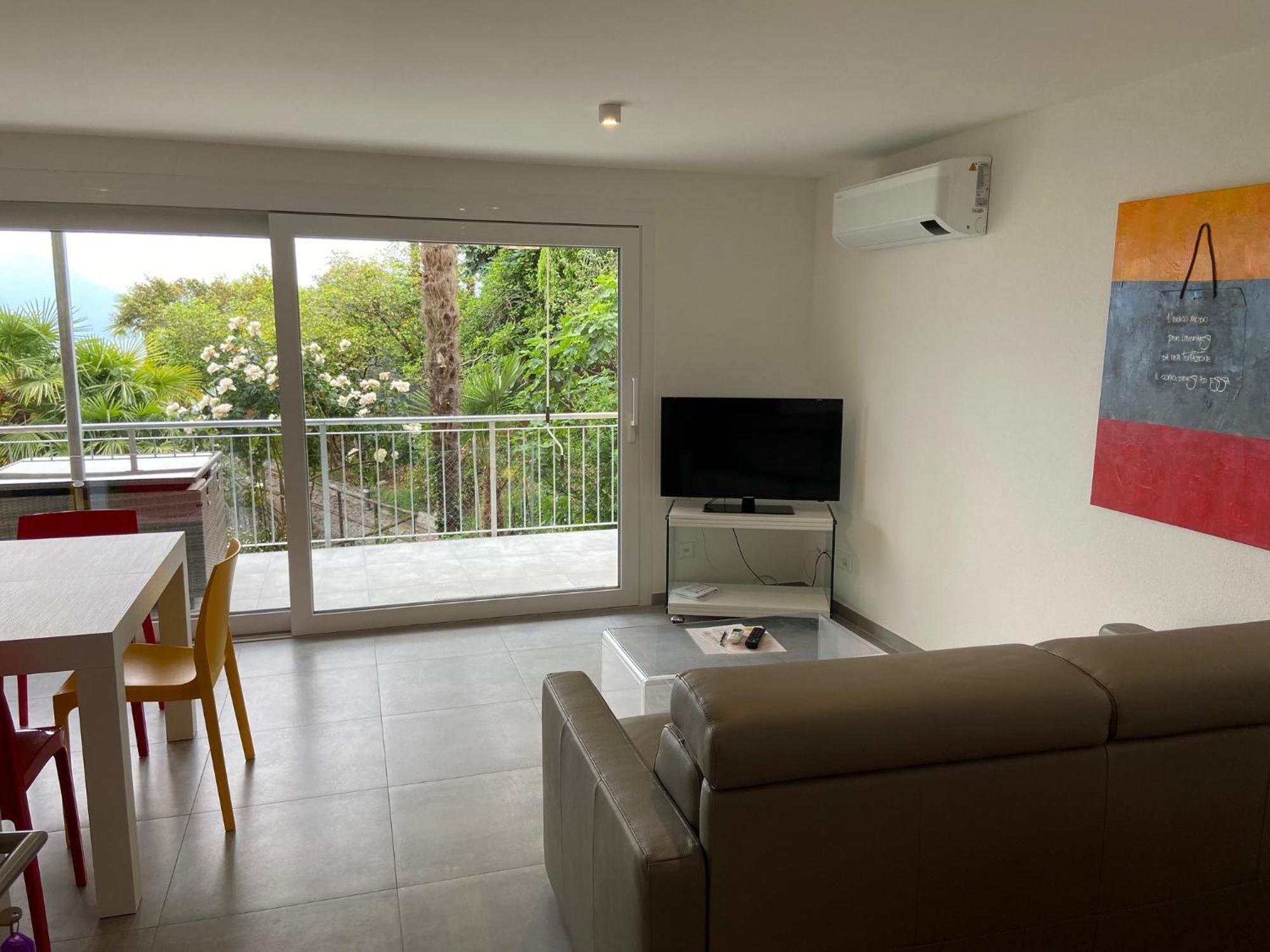 Casa Collina Apartment Locarno Bagian luar foto